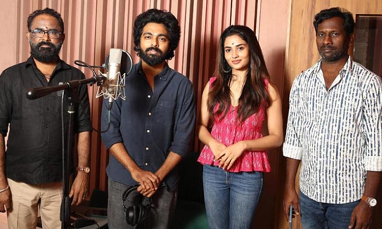 GV Prakash started the dubbing work of 'Black Mail'