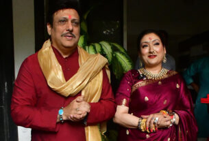 Govinda, Ssunita Dance togeether at Ganesh Visarjan Amid Divorce Rumours