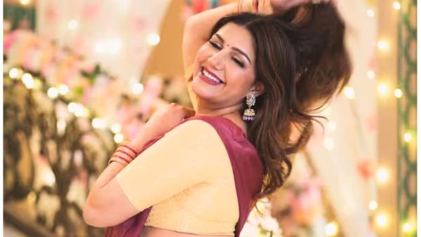 Sapna Choudhary Lights Up the Stage With Her Latest High-Energy Dance Performance