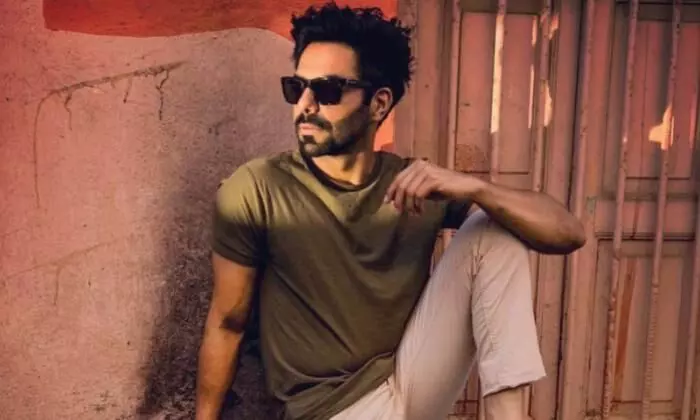 Aparshakti Khurana on working with Dimple Kapadia