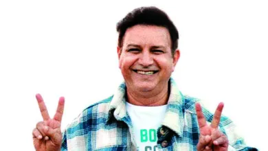 ‘Directors see the whole universe’