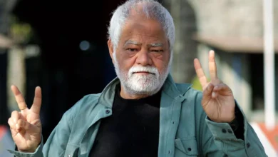 I am never part of the crowd: Sanjay Mishra