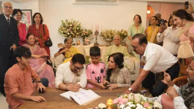 Aamir Khan ties the knot with Gauri Spratt at Mumbai home